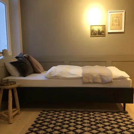 Weiss 3* Helmbrechts