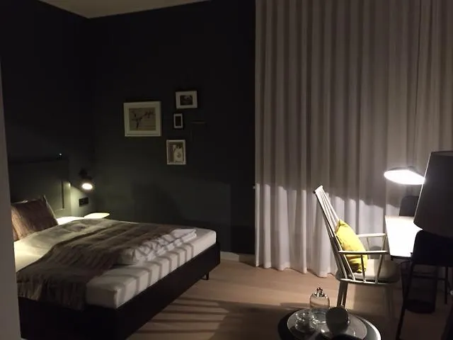 Weiss 3* Helmbrechts