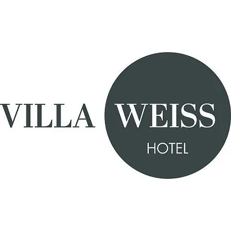 Weiss 3* Helmbrechts